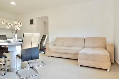 Image de Maison de vacances confortable avec appartements / Bel appartement au premier étage avec terrasse et grill / A3