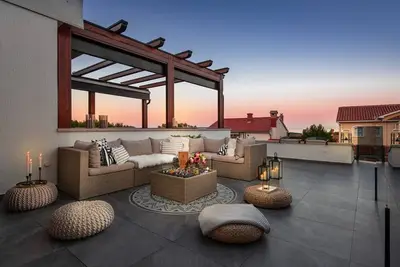 Image de *** Maison de salon spacieuse et moderne avec vue sur la mer