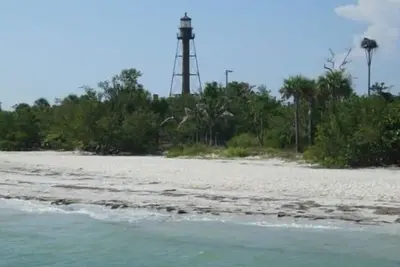 Image de Dream Condo sur la plage immaculée. Avril 2019 Disponibilité.