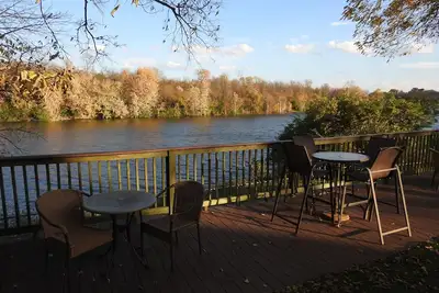 Image de Où City & Woods se heurtent! Courriel pour 2500 $ 1-8 jours