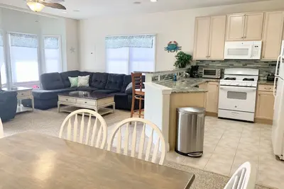 Image de Belle Kid-Friendly Condo Près de la plage!