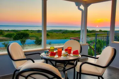 Image de Villa Amalia - Où le coucher de soleil remplit l'esprit du plus beau des rêves.