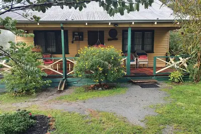 Image de Chalet du bûcheron - venez profiter de la brousse, du calme et de la tranquillité