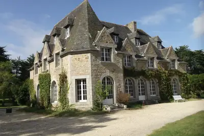 Image de Grande maison dans parc privé, proche mer à pied, 15 personnes