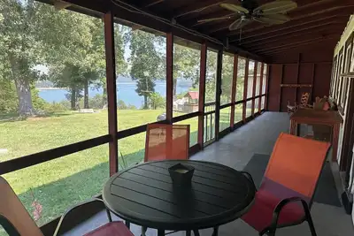 Image de 2 chambres à coucher Norfork Lake View Cabin Au Cœur De L'Ar Ozark Mountains