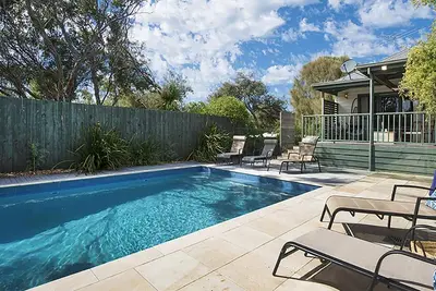 Image de Poolside Sorrento - Pour toute la famille avec piscine chauffée