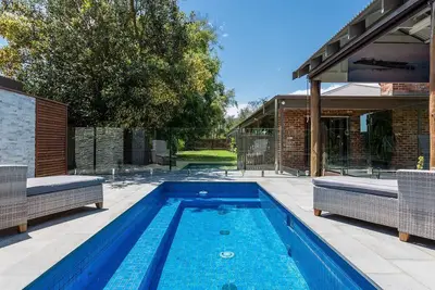 Image de Glen Retreat - Piscine chauffée!