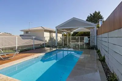 Image de Sea Ranch - court de tennis et spa!