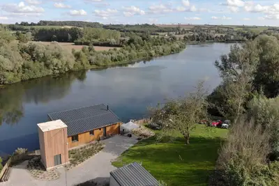 Image de Au coeur de la Côte d'Opale, une Maison sur pilotis au bord d’un lac
