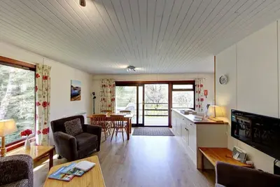 Image de Magnifique chalet 4 étoiles avec 2 chambres et vue sur la montagne