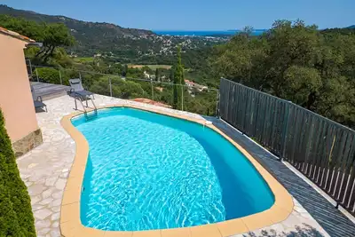 Image de Belle maison de vacances privée avec piscine privée, Wifi, climatisation, Tv, terrasse et parking
