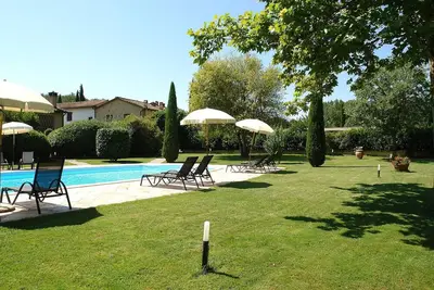 Image de Appartement dans une maison de vacances avec piscine, Wifi, Tv, terrasse, près de San Gimignano