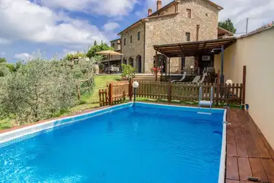 Image de Merveilleuse maison de vacances privée avec Wifi, piscine privée, Tv, terrasse, près de Arezzo