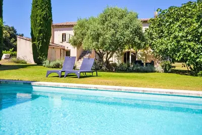 Image de Belle maison de vacances privée avec piscine privée, Wifi, Tv, terrasse et parking