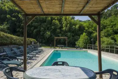 Image de Magnifique maison de vacances privée pour 16 personnes avec piscine privée, Wifi, Tv et parking