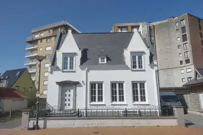 Image de 4 bedrooms, 10 pers, vacation home 5 min from the sea (rest on the sea)