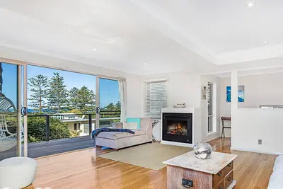 Image de Beachouse Sharkies En face de la plage? essayez le Loft