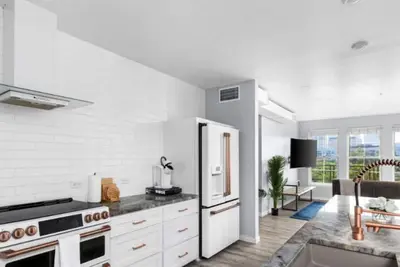 Absolument merveilleux, 8 Bdrm - 22 lits - vue magnifique avec terrasse sur le toit et piscine