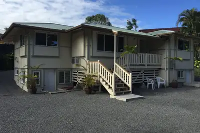Image de Aaron's Beach House - Maison privée récemment rénovée avec 5 minutes à pied de la plage