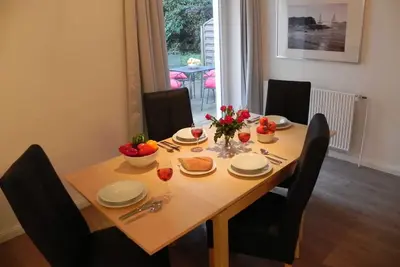 Image de 2-Zi. -Appartement \"Neue Flora\", appartement moderne pouvant accueillir jusqu'à 5 personnes. , Incl. Sans fil