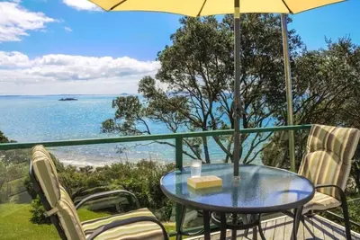 Image de kiwi moderne front de mer bach