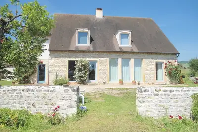Image de \"La Maison\" dans Gîtes 'Le Haut de Collonge' près de Cluny/Taizé/Cormatin