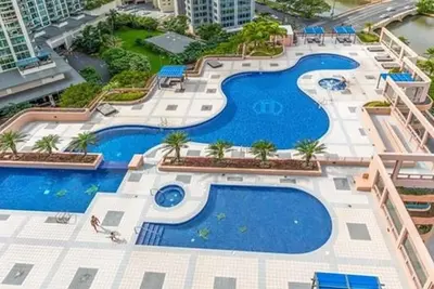 Image de Juillet et août spécial 145 $ / nuit! 2 chambres, 2 salles de bain, parking, près de la plage / des commerces