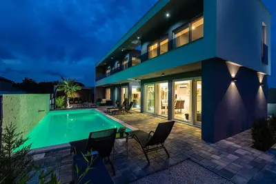 Image de Villa Rosa pour 8 avec piscine chauffée
