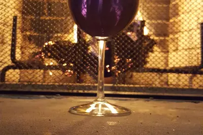 Image de \"Goût du vin\" sur la rivière Chattahoochee - avec bain à remous - Downtown Helen.