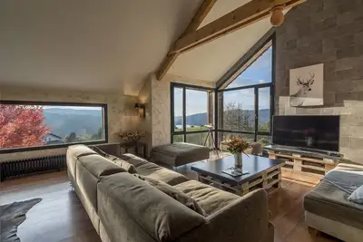 Image de Chalet - Ferme vosgienne haut standing.