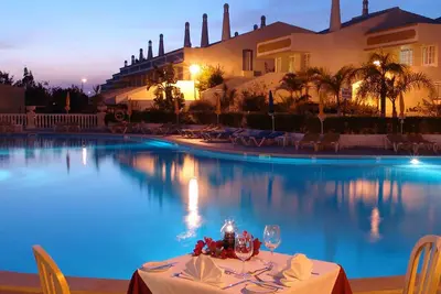 Image de magnifique villa en resort près des plages