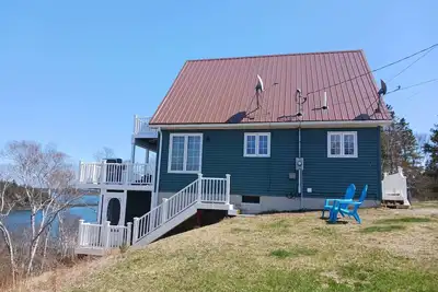 Image de 10% de rabais du 29 juin au 13 juillet Birch Point / Stunning Clifftop Oceanfront View