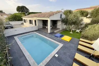 Image de Villa tout confort piscine chauffée jacuzzi spa entre mer/ montagne Aleria