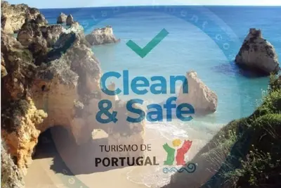 Image de Appartement dans le centre d'hébergement Alvor avec WiFi