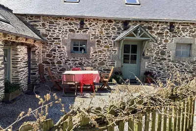 Image de Magnifique chalet avec piscine privée chauffée et accès Internet gratuit.