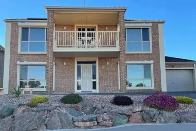 Image de \"La cabane\" Copper Cove Marina