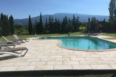 Image de Villa avec belle vue sur le Mont Ventoux, à 2 km du centre de Bédoin.
