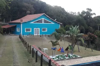 Image de Maison 3 Chambres À Coucher, Piscine 4x9 MÈTRES, Salle De Pain, Plaine De Jeux, CHEMINÉE Et Salle De Jeux