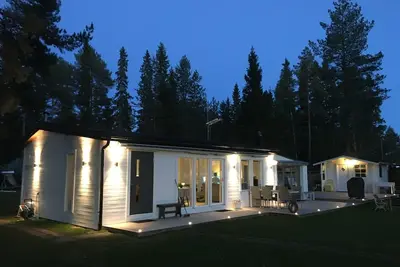 Image de ♥ Chalet bord de mer ♥ Course de motoneige en bateau