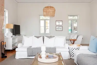 Image de Appartement de luxe 4 pièces pour 8 personnes - parking privé à 5 minutes des plages