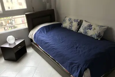 Image de Appartement est proche de la gare Casa-Port et de la Mosquée Hassan