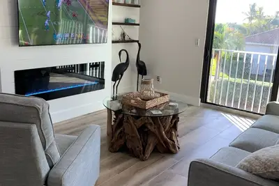 Image de Waterfront Villa, 2 chambres + lit convertible, futon, 2 bains (4-6 personnes)