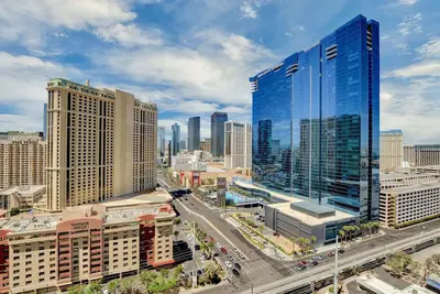 Image de Suite Mgm Signature Luxury Strip View + Balcon! Aucun frais de séjour