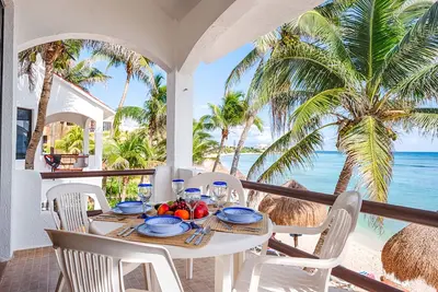 Image de Condo de charme directement sur la plage - Great Snorkeling, Ac, Wifi