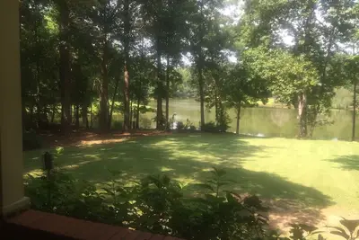 Image de Private Retreat Auburn Football. Un accès facile aux jeux ou Tiger arrêts de transport.