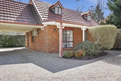 Image de Cedar Cottage - Tudor Village Unit 3