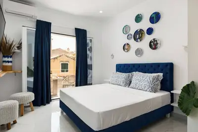 Image de Nicol House and Suite in Corfu Town by Konnect