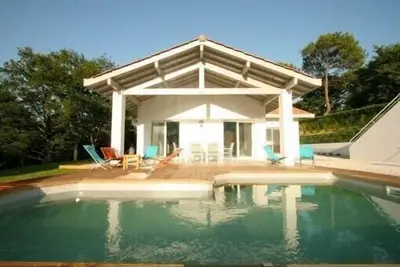 Image de BiarritzArcangues villa calme design 170 m 2 verdure piscine chauffée, 8 per