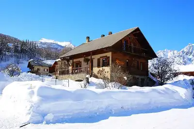 Image de Lou Touloundé: Chalet pour 10 pers à Puy St Vincent  à 150 m des pistes