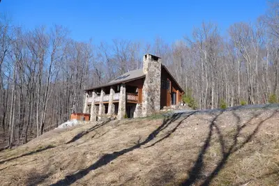 Maison de vacances privée, luxueuse et rustique avec une vue magnifique.